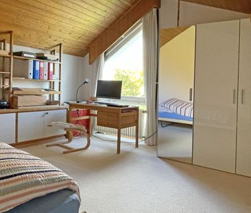 Generous living in a sunny location - Photo 4