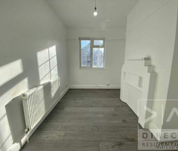 1 bedroom property to rent in Epsom - Photo 6