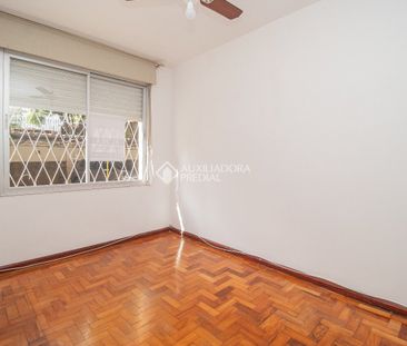 Apartamento com 2 quartos e 46m² para alugar em Passo da Areia, Por... - Photo 6