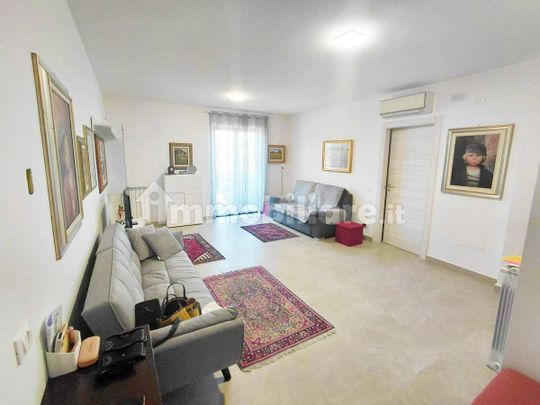 Quadrilocale viale delle Acacie, Pinetamare, Castel Volturno - Foto 1