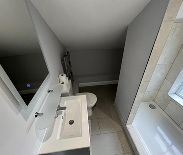 House share to rent - Photo 1