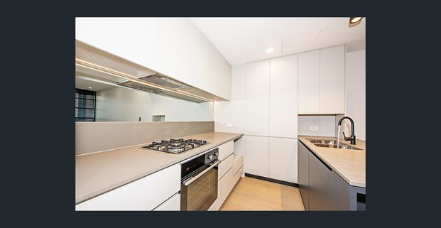 AUSTRALIAN LUXURY THAT FEELS LIKE HOME – IN THE HEART OF RICHMOND! - Photo 1