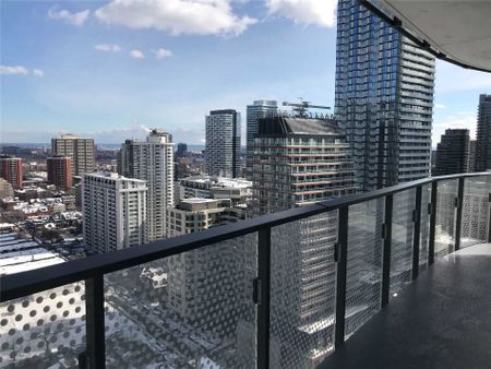 For Lease - 11 Wellesley Street Unit# 2302, Toronto, Ontario - Photo 4
