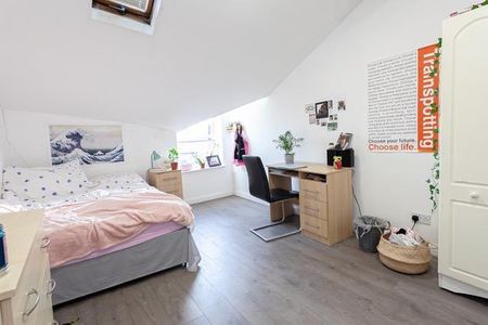 5 bedroom private hall to rent - Photo 3