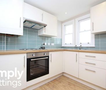 2 bedroom maisonette to rent - Photo 5