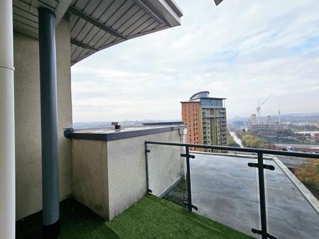 2 bedroom penthouse to rent - Photo 5