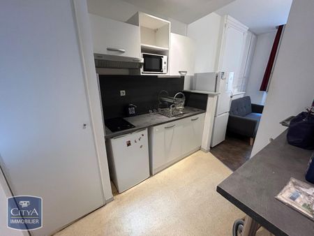 Location Appartement 2 pièces 47m² POITIERS 86000 - Photo 5