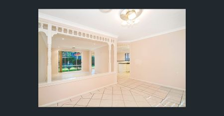 A great family entertainer with smart layout and large yard. - Photo 4