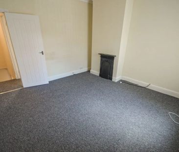 Greenway Road, Widnes, WA8 6HE - Photo 5
