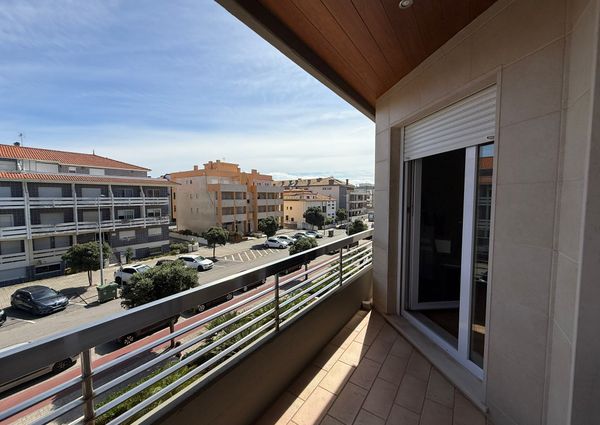 T2 na 1º linha da Praia da Barra com terraço vista mar!