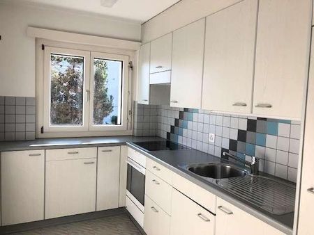Wohnung an perfekte Lage in Zürich Seebach - befristet bis 31.03.2028 - Foto 2
