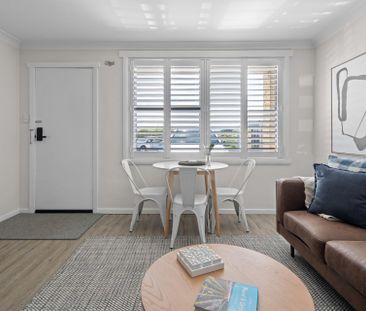 Furnished bedsit in convenient location, Live Here! - Photo 1