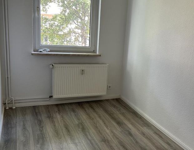 Mit Balkon und Dusche! - Foto 1