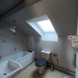 Location Appartement 1 pièce 22m² OBJAT 19130 - Photo 2