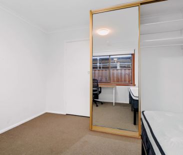 Single Room - Photo 6