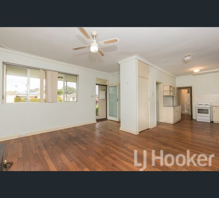 18 Allnutt Street, Mandurah, WA 6210 - Photo 3
