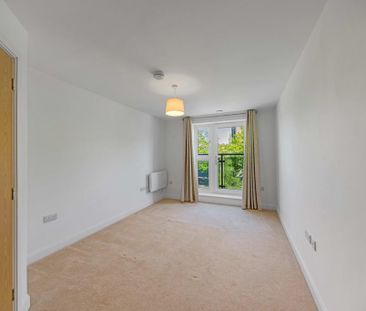 2 bedroom retirement property to rent - Photo 5