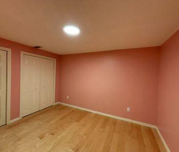 For Lease - 20 Meadowlands Boulevard Unit# 18, Hamilton, Ontario - Photo 2