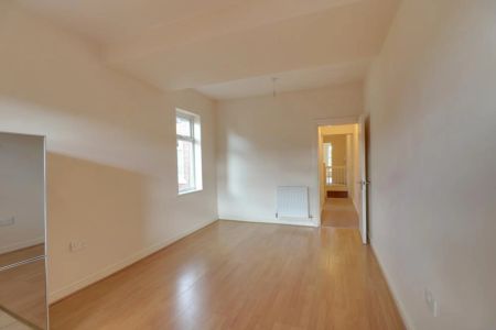 West Avenue, Crewe - Photo 4