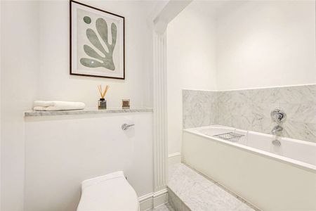 Two bedroom apartment in the heart of South Kensington - Photo 2