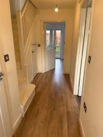 2 bedroom semi-detached house to rent - Photo 4