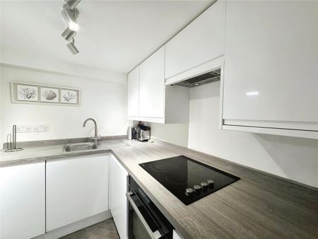 1 bedroom flat to rent - Photo 3