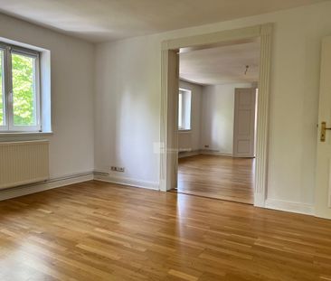 Großzügige 5-Zimmer-Wohnung mit Charme und Kamin in der Schweriner ... - Photo 4