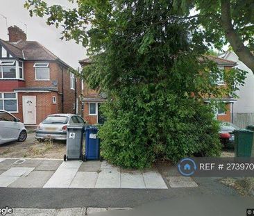 1 bedroom in a house share to rent - Photo 1