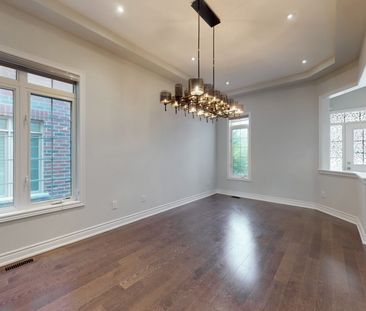 For Lease - 138 Crane Street, Aurora, Ontario - Photo 2