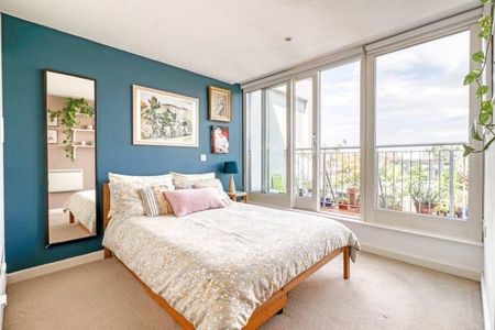 2 Bed Flat, Hales St, SE8 - Photo 4