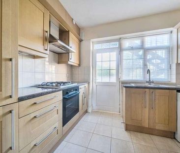 Beechcroft Court, Golders Green, NW11 - Photo 2