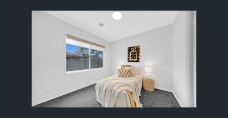 Family Home in the Sought-After Hawkstowe Estate - Photo 5