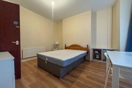 25 Wolseley Street, Belfast, BT7 1LG - Photo 2