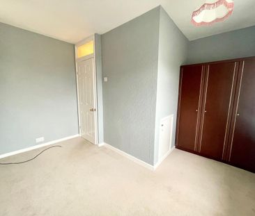 3 bedroom detached bungalow to rent - Photo 6