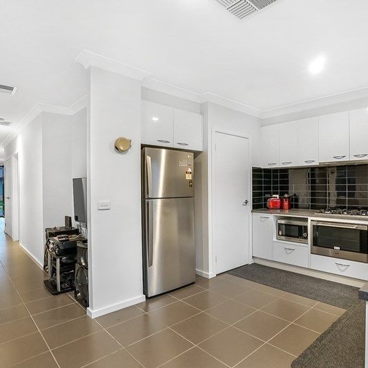 Style & Elegance - Photo 1