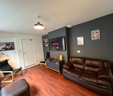 6 bedroom house - Photo 4