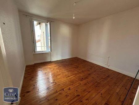 Location Appartement 3 pièces 69m² CHAMALIERES 63400 - Photo 2