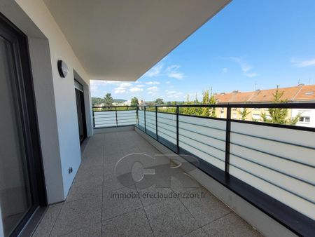 Location Appartement 3 pièces 62m² LE BAN ST MARTIN 57050 - Photo 4