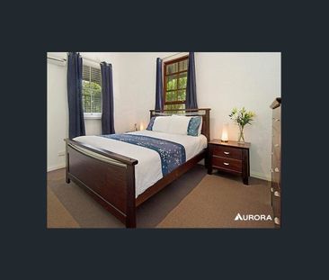 Charming Low Maintenance Home in Prime Clayfield Location - Photo 3