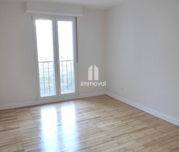 HALLES - 2P - 50.03m² - Photo 3