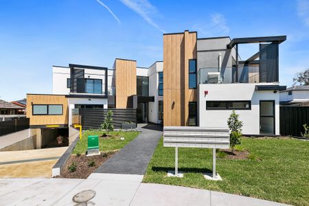 6/2 Howard Court, Clayton - Photo 3