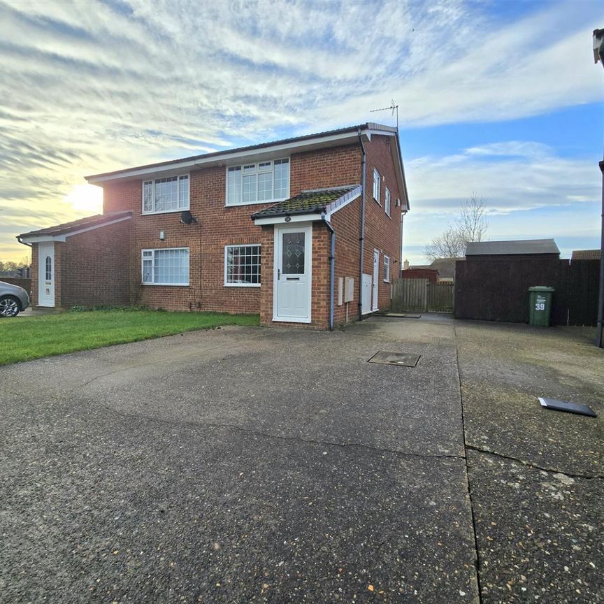 Harebell Close, Ingleby Barwick, Stockton-On-Tees - Photo 2