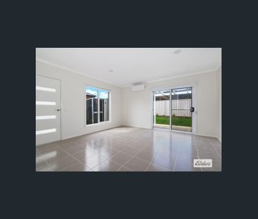 Modern 2-Bedroom Duplex in Baranduda - Photo 1
