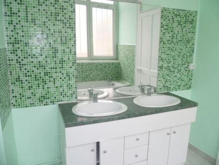 Location Appartement 4 pièces 69m² NANCY 54000 - Photo 5