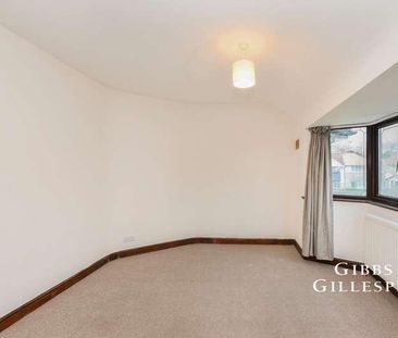 Trevor Gardens, Ruislip, HA4 - Photo 5