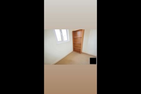 3 Bed Semi-Detached House, Chatsworth Park Grove, S12 - Photo 2