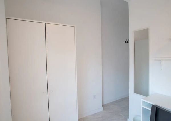 Carrer de Sant Lluís Bertran, Torrent, Valencian Community 46900