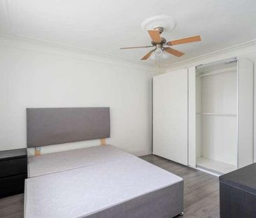 Livingstone Road, Gravesend, Kent, DA12 - Photo 3