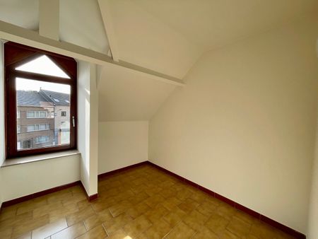 Te huur: duplex nabij het centrum van Halle! - Foto 3