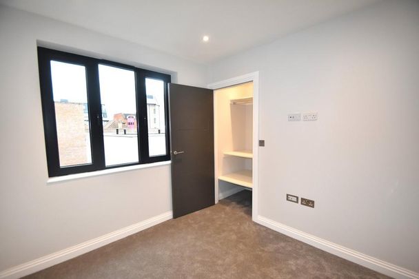 2 bedroom maisonette to rent - Photo 1